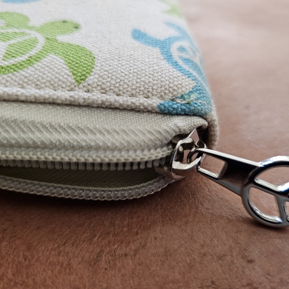 Bungalow 360 large wallet sea turtle - Picture 3 of 4